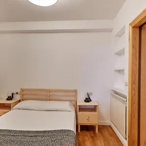 Apartamento Tuapartamento - Estafeta 15, Pamplona